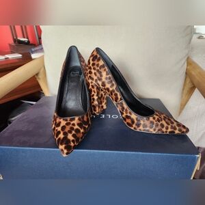 Marc Fisher Leopard Print Calf Hair Pumps Size 6 Block Heel Pointed Toe EUC